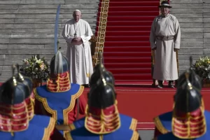 El papa desea que “pasen las nubes oscuras de la guerra” como durante la “pax mongola”