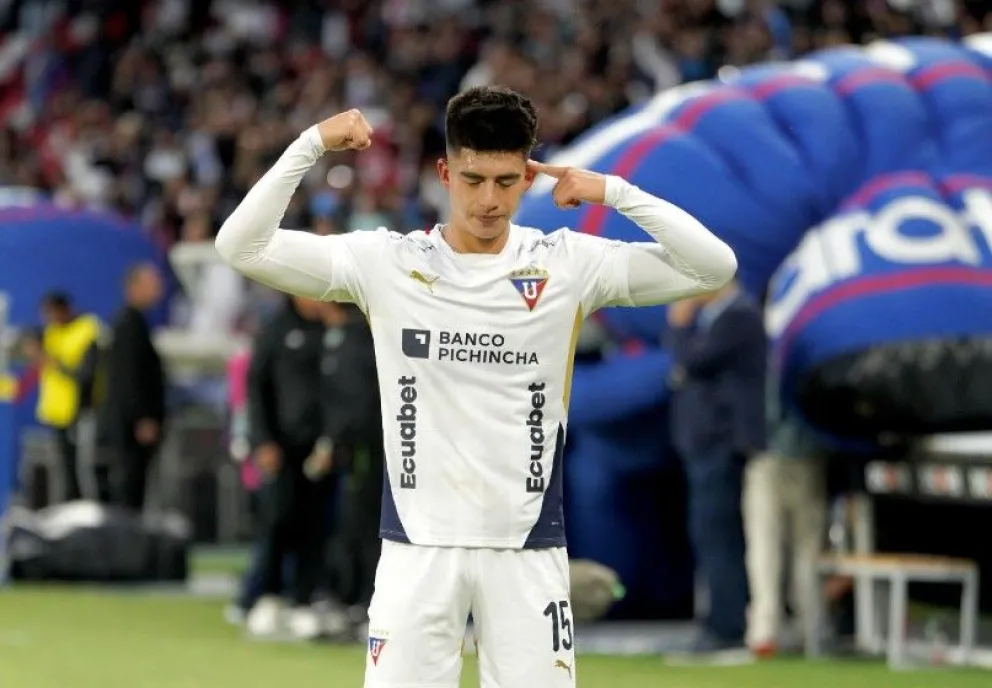 Gabriel Villamil se concentra con Bolivia