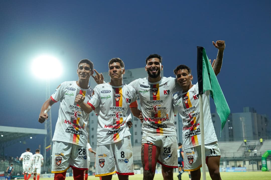 Barquisimeto SC cierra la primera vuelta como líder invicto tras superar 2-0 a Real Frontera en el Farid Richa