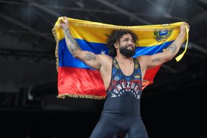 La lucha grecorromana impulsa a Venezuela al cuarto lugar de los Juegos Suramericanos Santa Fe 2026