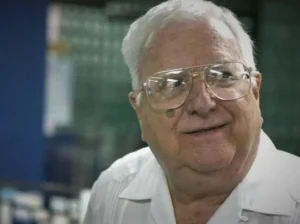 Fallece Juan Vené referente del periodismo deportivo y la crónica del béisbol