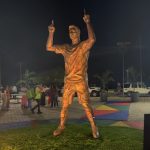 Estatua de Messi desempolva el «Pastelerismo» criollo: ¿Y así pretendemos clasificar a un Mundial?